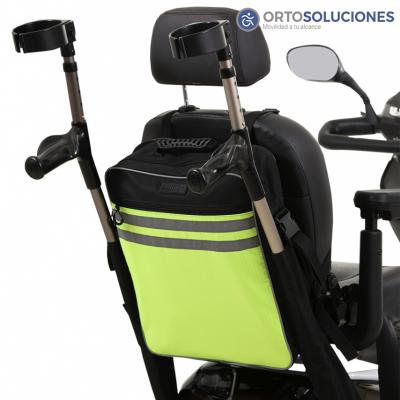 Mochila con soporte de bastones integrado